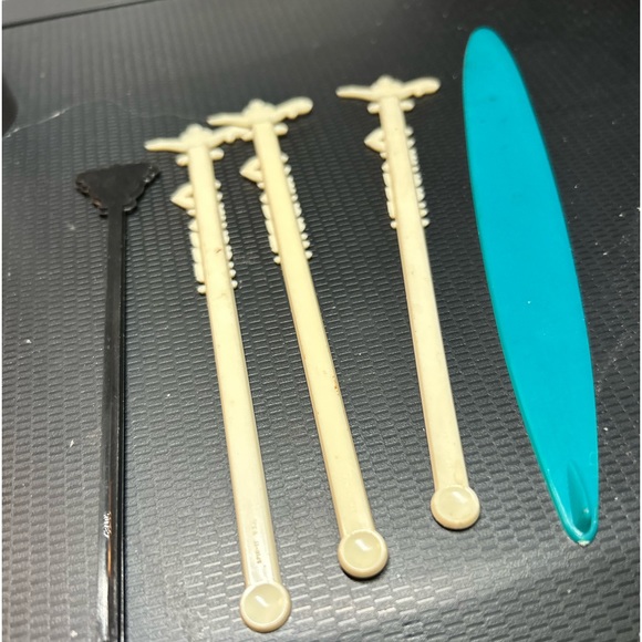 Las Vegas Swizzle Sticks - old Aladdin hotel - Mandalay Bay, Venetian Hotel - Picture 3 of 7